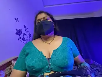 LouleyRani_ webcam model stream image