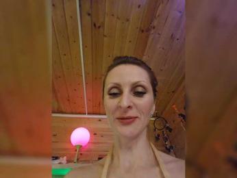 Lizzzo webcam bongacams model stream image