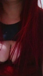 Ruiviinhaah webcam model stream image