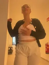 eli5566 webcam model stream image