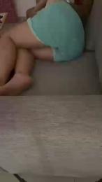 Reinacaliente webcam model stream image