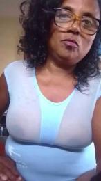 momsexy_xxx webcam cam4 model stream image