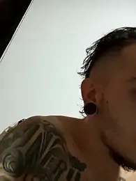 HornetBigDickonYou webcam model stream image