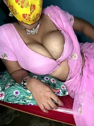 Lovely-Shivani webcam model stream image