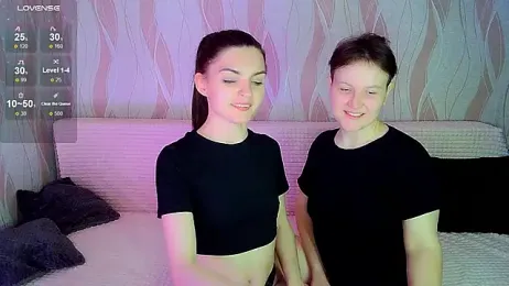 _crazy_baby_ webcam model stream image