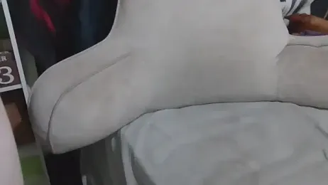 AverageRose webcam model stream image