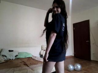 Primrose Buffkin webcam model stream image