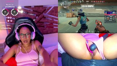 NovaLyn_ webcam model stream image