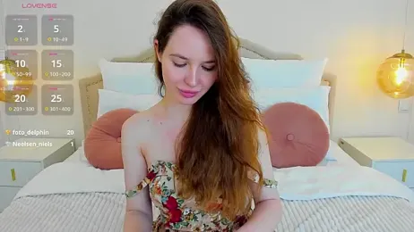 MonaRicci webcam model stream image