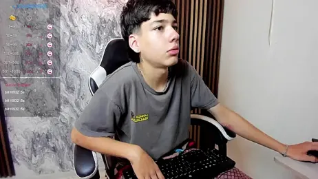 oblivion_deku webcam model stream image