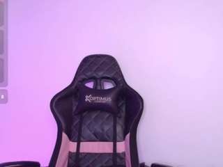 milliebobby webcam model stream image