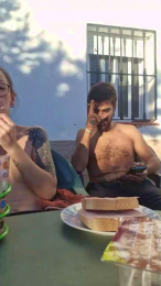 Quenomirees webcam model stream image