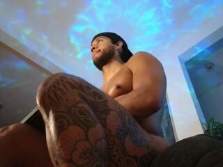 Osher Cox webcam model stream image