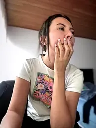 im_lorein webcam model stream image