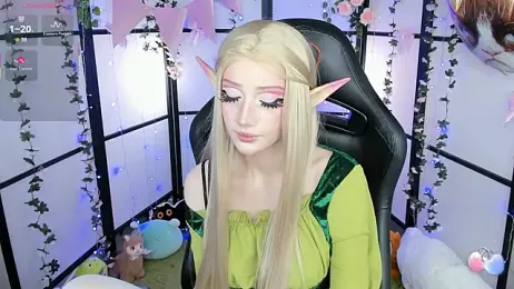 MilkyCute webcam model stream image