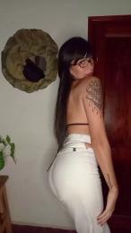 Sexxliss webcam model stream image