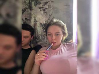 Avrora-5 webcam bongacams model stream image