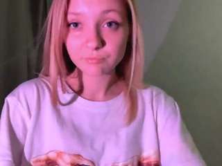 stellamoore webcam model stream image