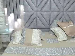 miayshaveiro webcam model stream image