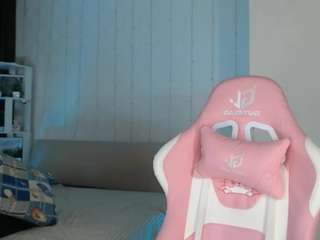 yuna-lee webcam model stream image