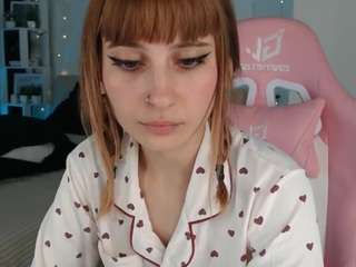 yuna-lee webcam model stream image