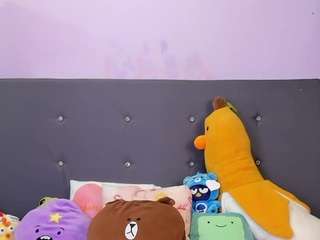 harmonyhill webcam model stream image