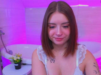 AmeliaShine1 webcam model stream image