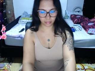 kaarlaa webcam model stream image