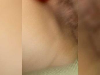 Aper77 webcam bongacams model stream image