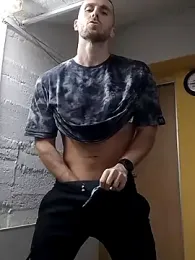 trainwithme webcam model stream image