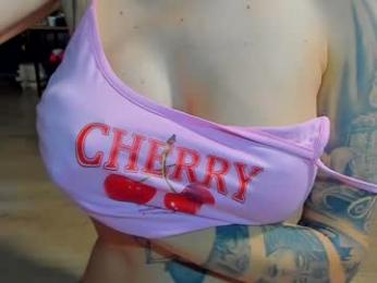 pinkyishere webcam model stream image