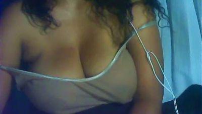 STARBIA webcam model stream image