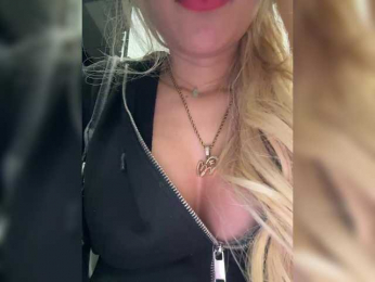 LucyRouse webcam model stream image