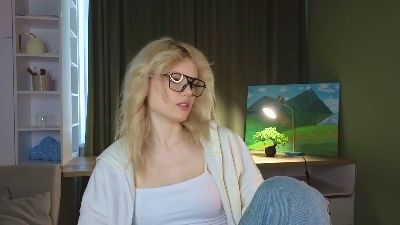 WiloneHascallv webcam model stream image