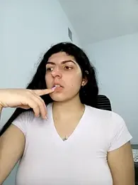 vamari2025 webcam model stream image