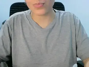 vamari2025 webcam model stream image