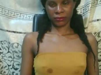 luckymadequeen webcam model stream image