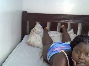 Sexxyshanny webcam bongacams model stream image