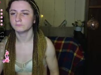 muse_kitty_jenia webcam model stream image