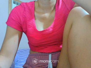 mainee webcam model stream image