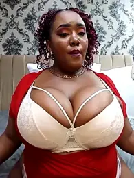 Thasha8 webcam model stream image
