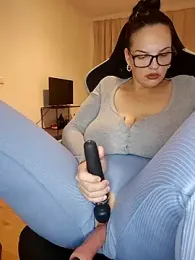 JUJUICY- webcam stripchat model stream image