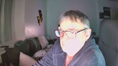 crockpouce webcam model stream image