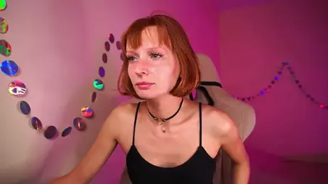 Liuba_Fox webcam model stream image