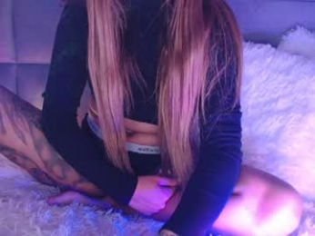 mayadelevinnge webcam model stream image
