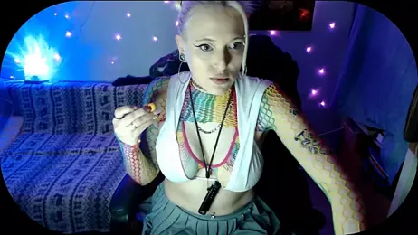 Harleyhot13 webcam stripchat model stream image