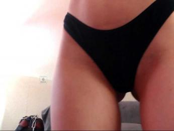 DiaFoxi webcam model stream image