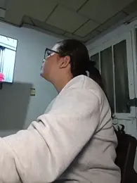 Vale_Saenzz webcam stripchat model stream image