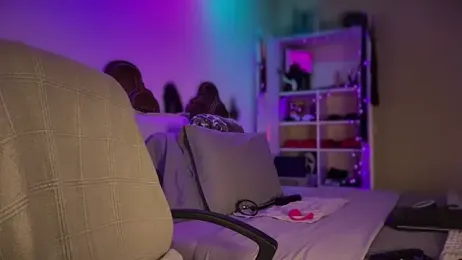 Goldensexetary69 webcam model stream image