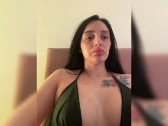 AprilRosse webcam model stream image